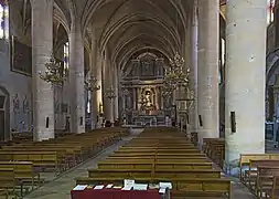 Interior de la iglesia