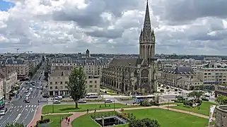 Iglesia vista desde el castillo