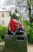 Monumento a Valentina Zanikina, soldado apresada y torturada por los fascistas.