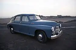 GAZ M-20 Pobeda en una exhibición.