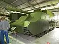 Cañón autopropulsado SU-14-2 en museo en Kubinka 01