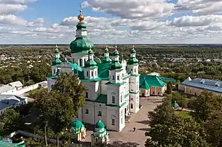 Iglesia y monasterio Tróitski (de la Trinidad) en Cherníhiv