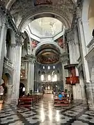 Interior de la iglesia