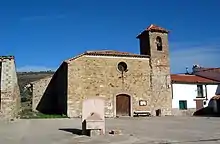 Vista frontal (meridional) de la iglesia parroquial de Arroyo Cerezo, Castielfabib (Valencia), donde debió ser bautizado el niño 'Tomás Díaz Díaz.