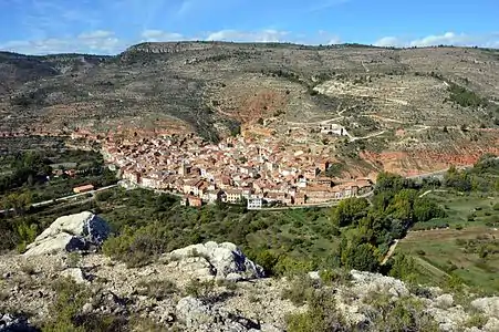 Vista general (nororiental) de Casas Bajas (Valencia), desde el cerro frontero.