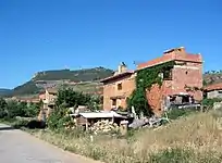 Vista parcial de las «Casas del Soto», Ademuz (Valencia), con detalle de construcciones tradicionales, año 2015.