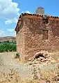 Vista de construcción tradicional (vernacular) en las Casas de Guerrero (Ademuz), con detalle de «horno de pancocer», año 2016.