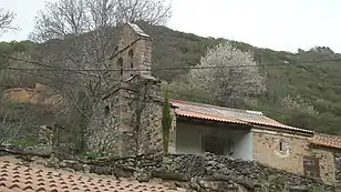 Espadaña de la iglesia.