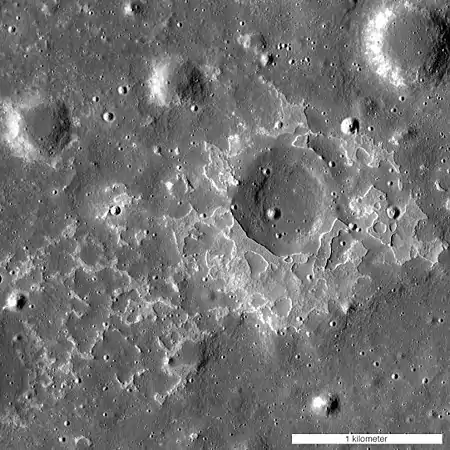 Elemento similar a Ina en el Mare Tranquillitatis. Ancho de la imagen: 3 km.