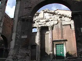 Iglesia de Sant'Angelo in Pescheria.