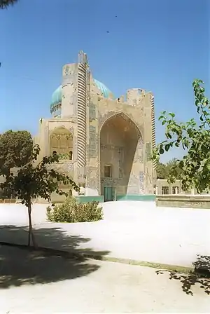 Mezquita Verde (Balkh) es una mezquita timúrida que inspiró a  Shah Jahan.