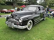 Buick Special Series 40 Touring Sedán (1946)