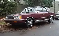 Chrysler LeBaron sedán de 1987