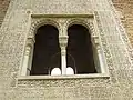 Decoración alrededor de la ventana suroeste