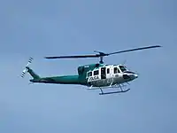 Helicóptero "Halcón" de la policía sobrevolando El Rodadero, en Santa Marta