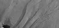 Detalle de algunas quebradas vistas desde el HiRISE bajo el programa HiWish.