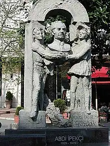 Monumento a Abdi İpekçi en Nişantaşı.