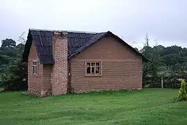 Casa de adobe en San Miguel Regla, municipio de Huasca.