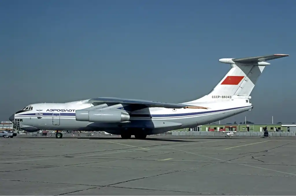 Aeroflot_Ilyushin_Il-76_Volpati-1