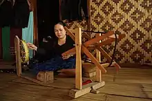 Alat pintal benang tradisional baduy.jpg