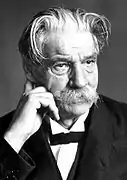 Albert Schweitzer, teólogo protestante franco-alemán y médico en África, premio Nobel de la Paz.