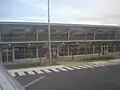 Vista de la terminal del aeropuerto de Albury desde el avión