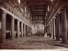 Fotografía antigua (c. 1938) del interior