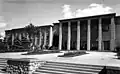 El edificio de la Facultad de Derecho (1937) de la Universidad de Ankara .