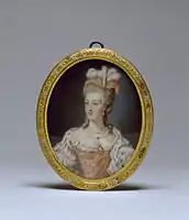 Retrato de la reina María Antonieta con vestido rojo y tocado de plumaa blancas