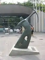 Arquero olímpico (2012), de Rosa Serra, avenida del Estadio.