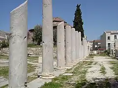 Columnata y mezquita de Fethiye.