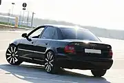 Audi A4 B5 sedán.