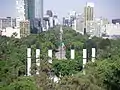 Vista desde el Castillo de Chapultepec con la avenida Paseo de la Reforma al fondo.