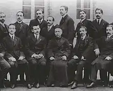 El padre Ayala (centro) y Ángel Herrera Oria (a su izq.), con otros miembros de la ANCdeJP.