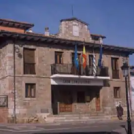 Ayuntamiento de Las Regueros en Santullano