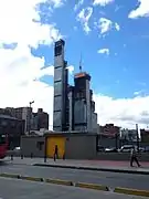 Instalación de fachada Torre Sur, y construcción piso 42 Torre Norte, 10 de noviembre de 2015.