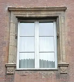 ventana del primer piso