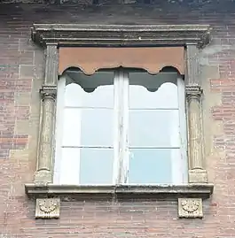 ventana del segundo piso