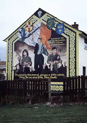 Mural del IRA en Belfast