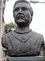 Busto de Ramón Vinay en la comuna de Quinta Normal, de la ciudad de Santiago de Chile.