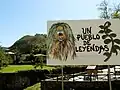 Cartel de un pueblo de leyendas en Barriopalacio de Anievas.