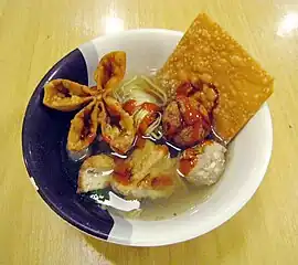 Bakwan Malang, también llamado Bakso Malang