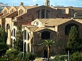 Las termas de Diocleciano y la iglesia de Santa María de los Ángeles.