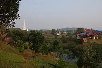 Templo en el distrito de Khao Kho