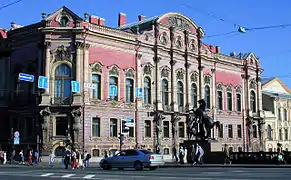 Palacio Beloselsky-Belozersky en San Petersburgo