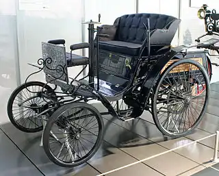 Patent-Motorwagen "Velo" de 1894 con motor de 1045 cm³ y 1,5 CV