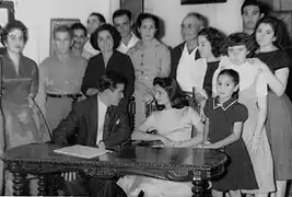 Boda en el pueblo, años 1950. Unión de las familia Caraballoso y Alonso con el matrimonio de dos de sus hijos, foto donada por dichas familias.