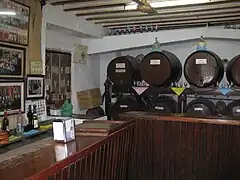 Taberna con solera en el centro histórico