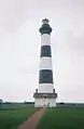 El faro Bodie Island, en el cabo.