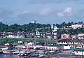 Panorama de la ciudad, con la Iglesia de São Benedito en el centro.